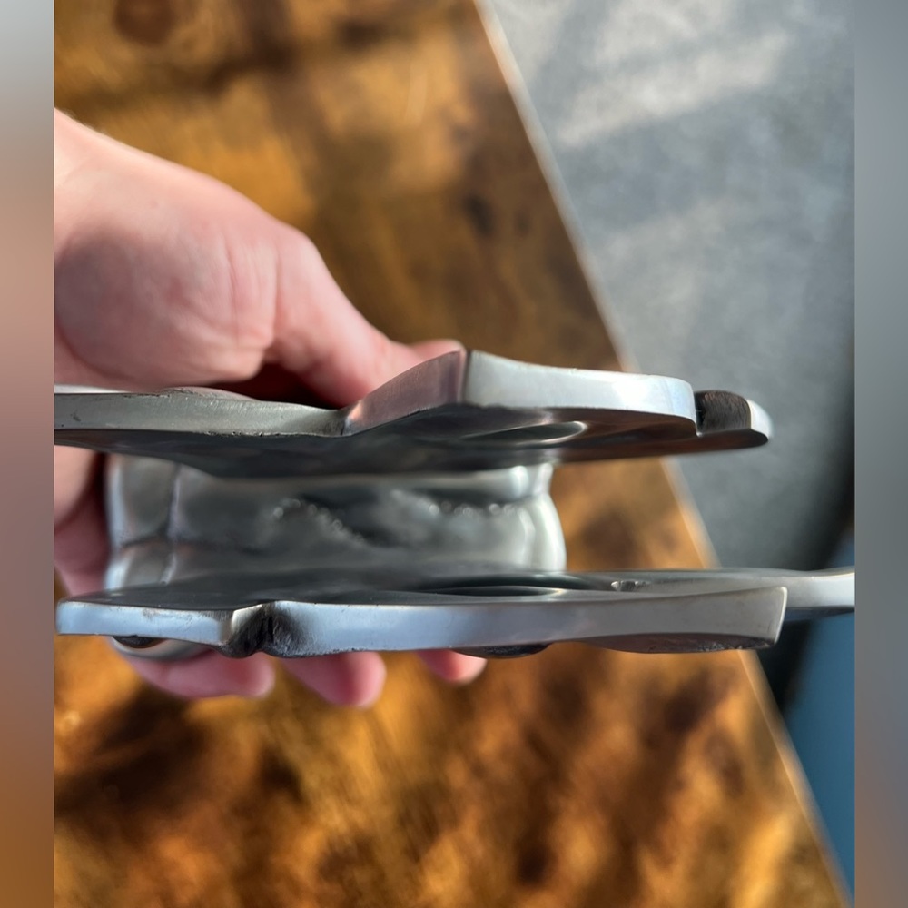 Calla lily pewter napkin holder - Picture 5 of 7